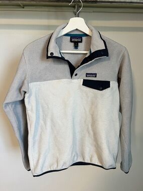 Patagonia Synchilla Fleece Pullover in Light Gray with Teal and Navy Accents